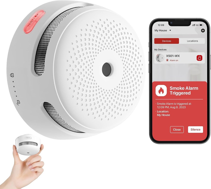 Diagram of a smart smoke detector connecting to a Wi-Fi router and smartphone app